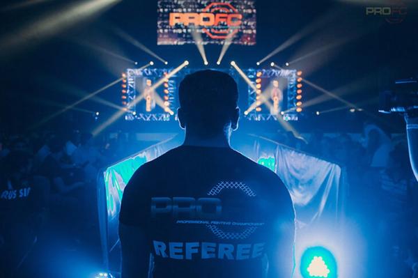 Поп-MMA в России – все? Крупные лиги остались без спонсоров и не нравятся чиновникам