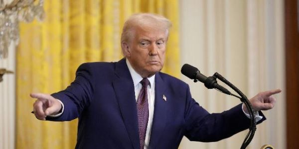 Действия Дональда Трампа в отношении Крыма вынуждают Европу сделать выбор (Financial Times, Великобритания)