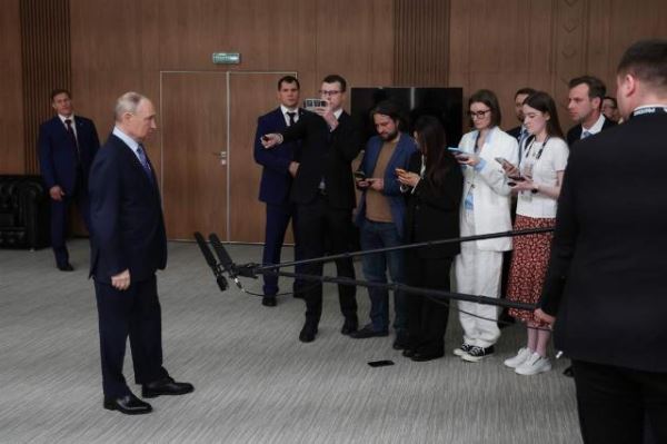 После паузы: Владимир Путин подвел итоги пасхального перемирия
