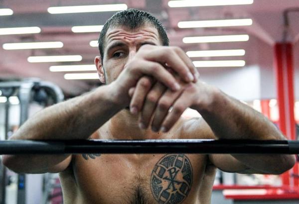 «Реабилитация стоила от 1 до 2 млн». Боец UFC из России не дрался два года и чуть не закончил карьеру