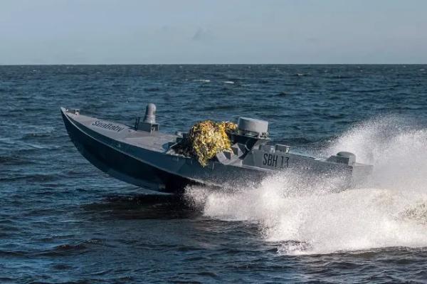 Массированная атака украинских БПЛА на Крым может быть подготовкой к десантной операции