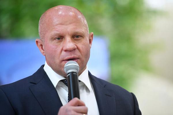Федор Емельяненко стал кандидатом наук – а мы почитали диссертацию: там бездуховная молодежь и влияние либералов