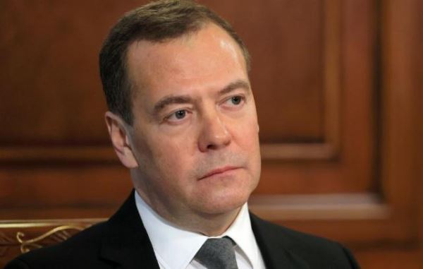 Медведев отверг попытки обвинить Россию в "агрессии" против Украины