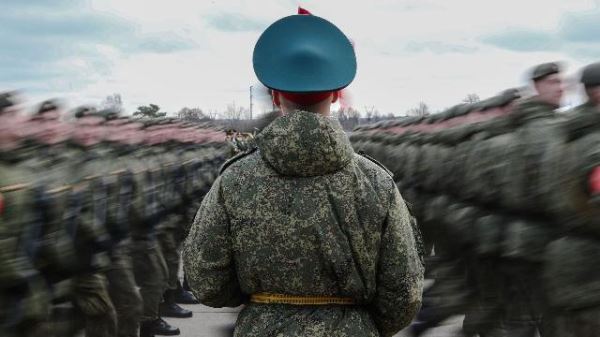 В России начали действовать новые правила ношения военной формы