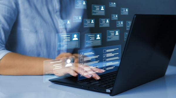 HR Зеленкова: некоторым соискателям не стоит прикреплять фото к резюме