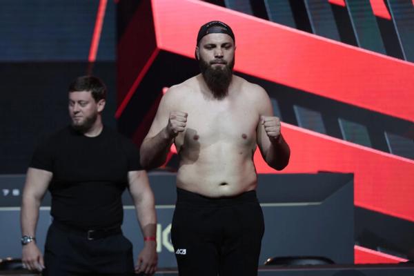 15 лучших тяжеловесов России. Только двое – из UFC