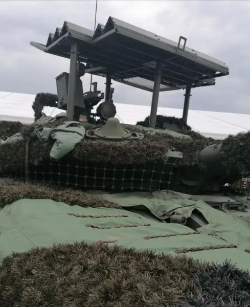 В ходе парада на Красной площади теперь было бы правильно показывать и технику фронтовых «Кулибиных»